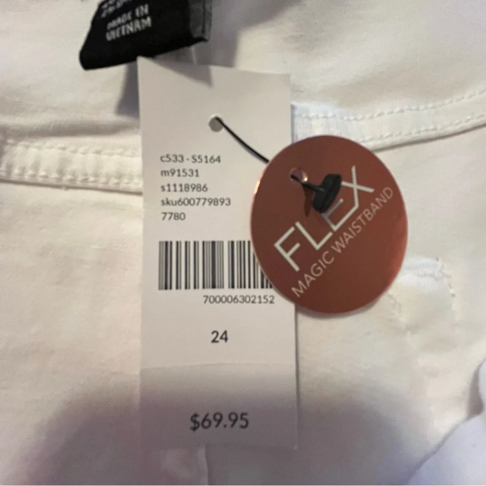 Lane Bryant White Ankle & Cropped Women’s Jeans - Picture 10 of 11